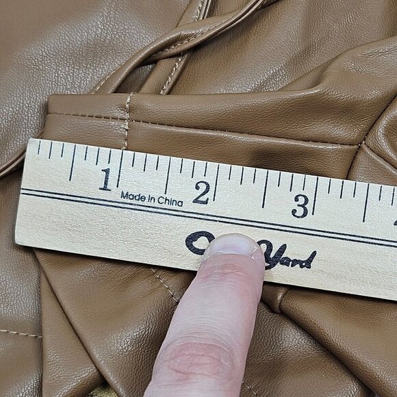 Altar’d State Faux Leather Shorts In Taupe Brown Women’s Size S NEW Relaxed - Picture 10 of 10